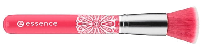 essence-bloom-me-up-trend-edition-brocha-colorete