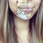 ¿Te atreves a pintar tus labios como los de Laura Jenkinson?