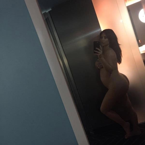 El selfie más natural de Kim Kardashian